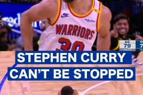 亚博关于库里回归赛场，绝杀首场状态亮眼，勇士观众沸腾！的信息